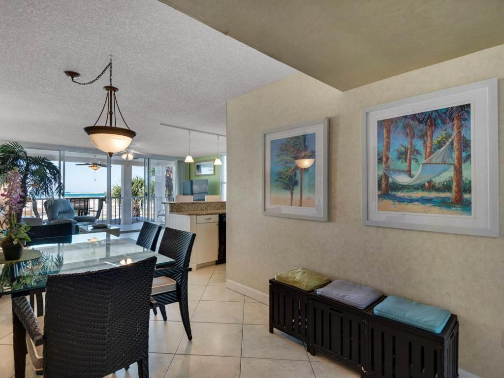 Magnolia House At Destin Pointe II Apartment Room photo
